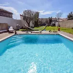 Maison De Charme - Piscine - Hypercentre - 300m2 בית נופש *