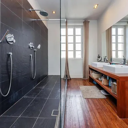 Дом отдыха Maison Gambetta - Piscine - Hypercentre -