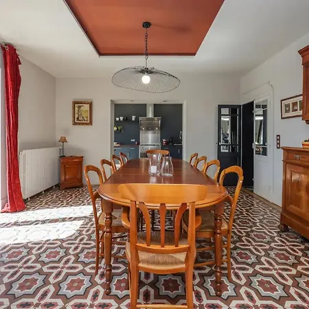 Maison De Charme - Piscine - Hypercentre - 300m2 *