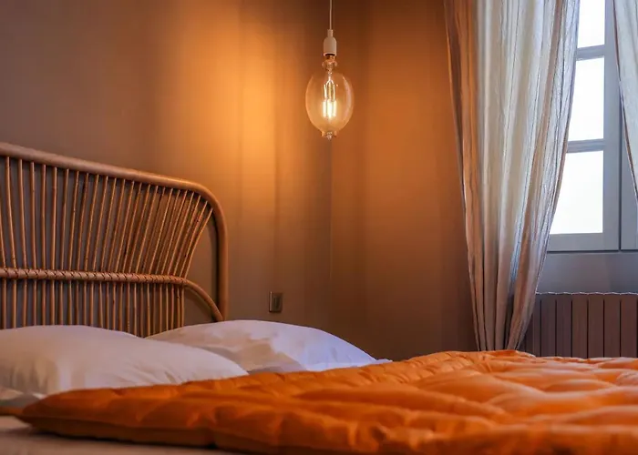 Maison De Charme - Piscine - Hypercentre - 300m2 Ferienhaus