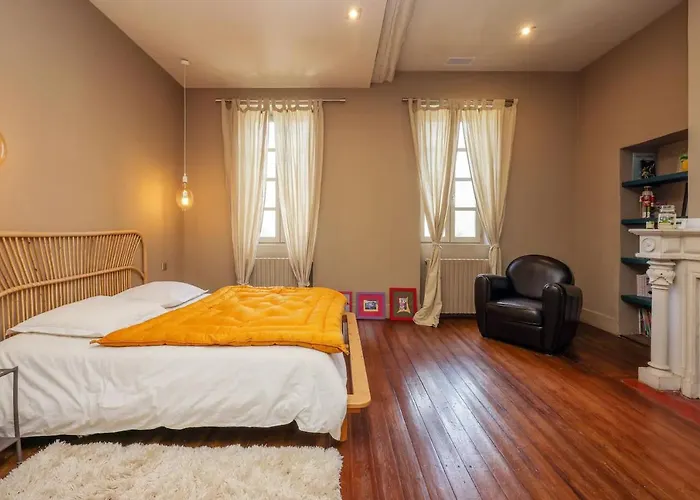 Maison De Charme - Piscine - Hypercentre - 300m2 Ferienhaus Lisle-sur-Tarn